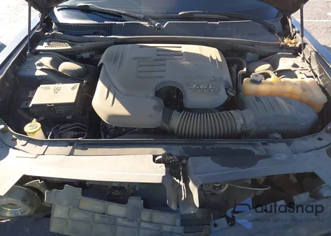 2018 Dodge Challenger Sxt z USA, uszkodzony, nr VIN 2C3CDZAG8JH242540